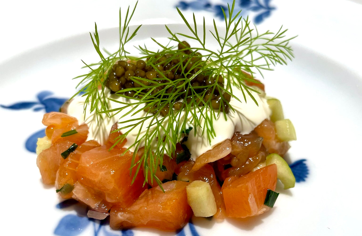 Laksesalat med Ossetra Caviar